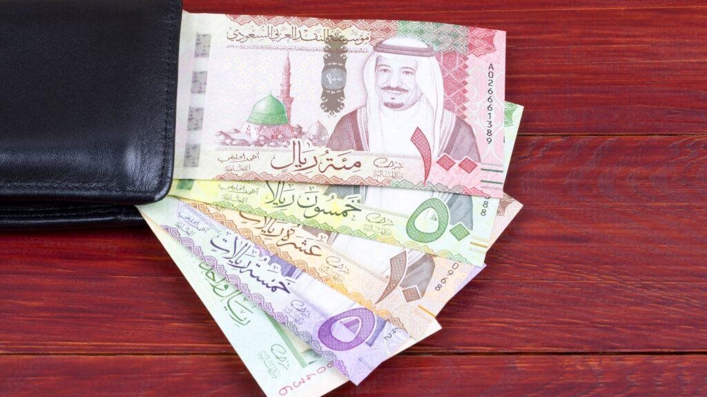 سعر الريال السعودي اليوم الجمعة 3-1-2025 مقابل الجنيه المصري بالبنوك